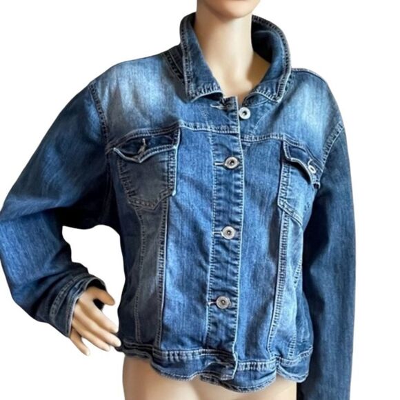 Maurices Jackets & Blazers - Maurices Distressed Medium Wash Faded Denim Jean Jacket Button Down Size 3